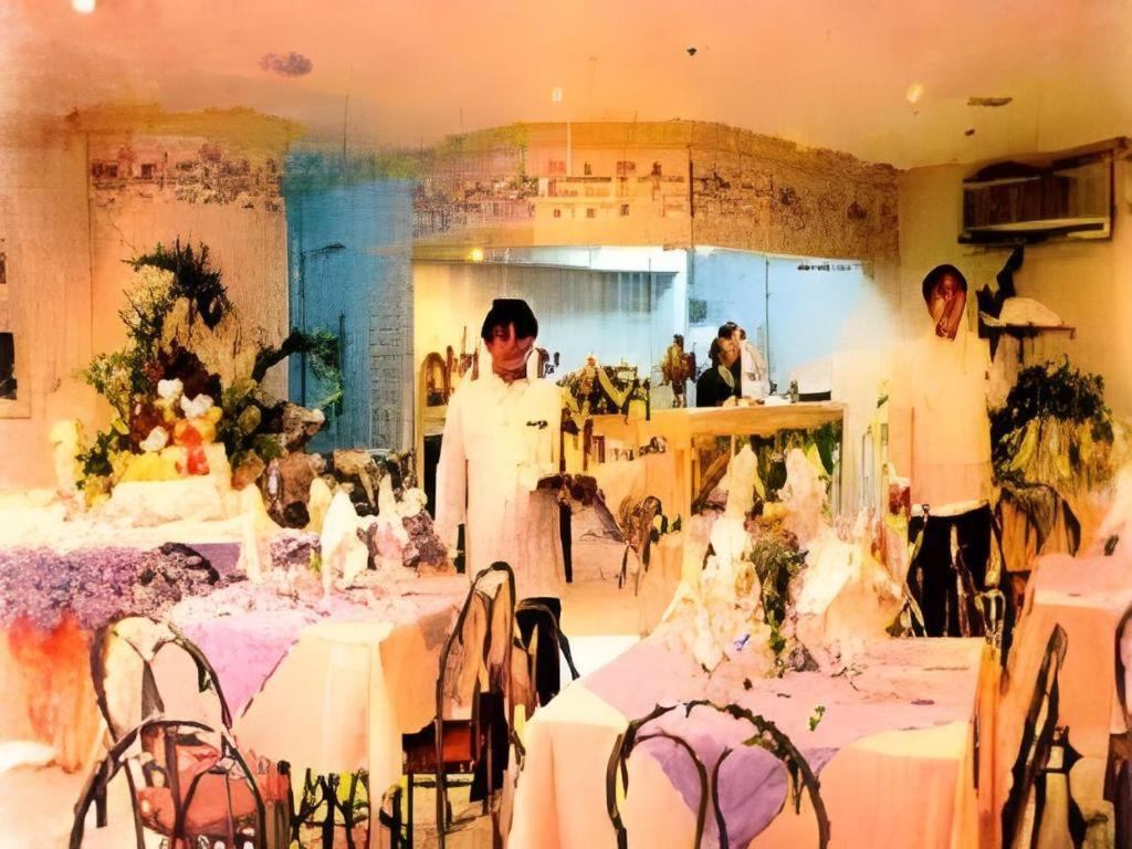 Richmond Plaza Hotel Tabok Zewnętrze zdjęcie