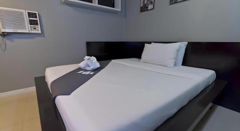 Richmond Plaza Hotel Tabok Zewnętrze zdjęcie