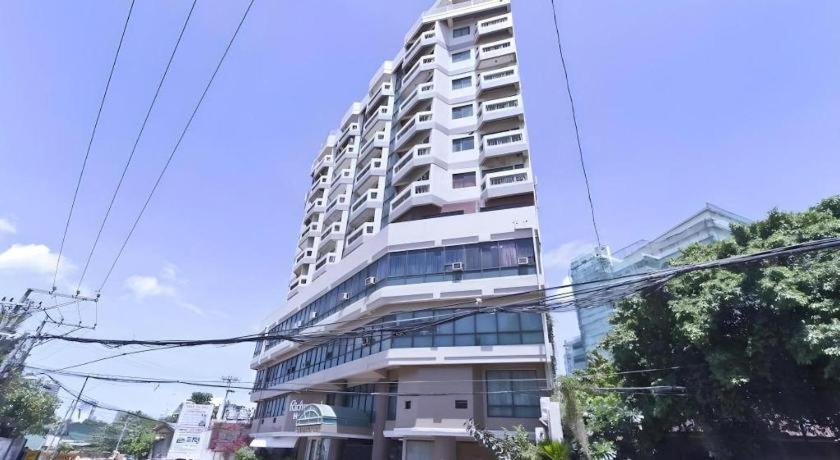 Richmond Plaza Hotel Tabok Zewnętrze zdjęcie