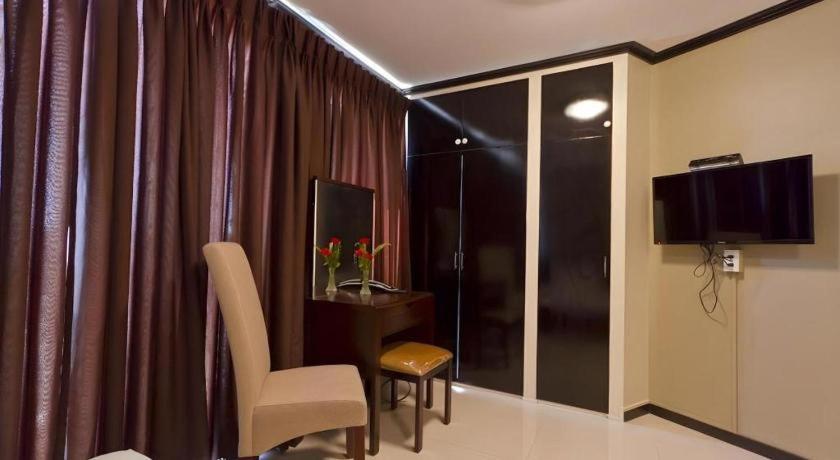 Richmond Plaza Hotel Tabok Zewnętrze zdjęcie