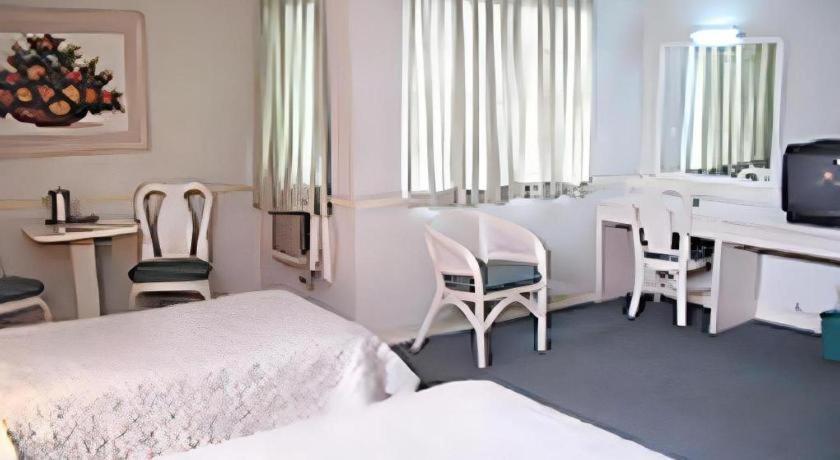 Richmond Plaza Hotel Tabok Zewnętrze zdjęcie